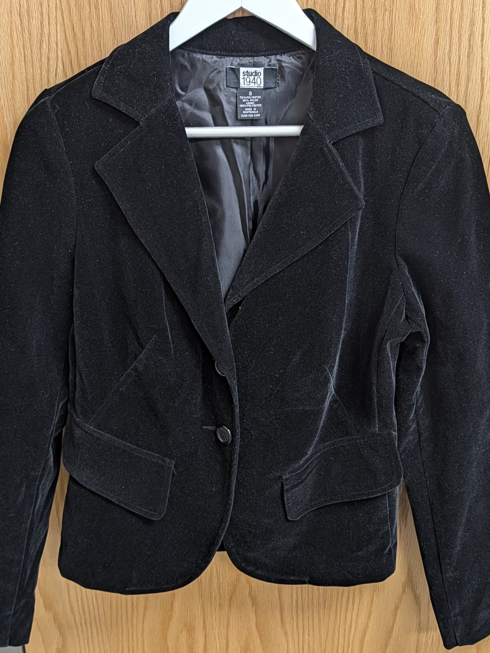 Studio 1940 Black Velvet Tailored Blazer